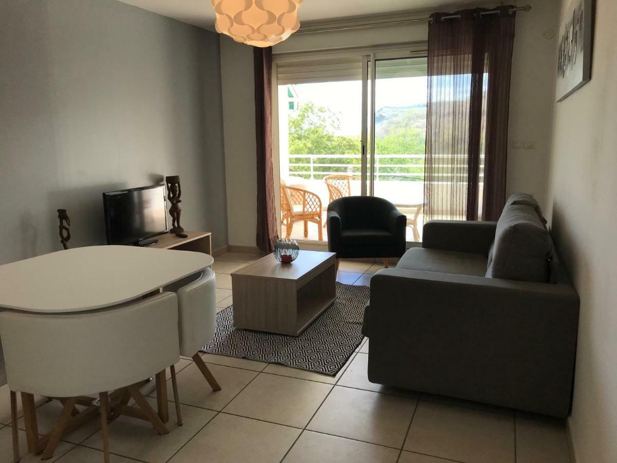 Meuble Homard Avec Jacuzzi Et Vue Mer Saint-Gilles-les-Bains Exterior photo